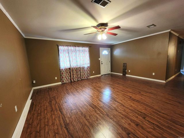 204 Wildwood, White Hall, AR 71602