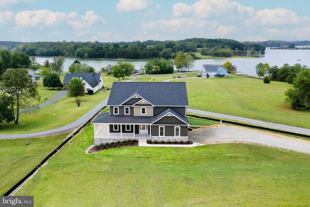 211 ESTES LN, Mineral, VA 23117