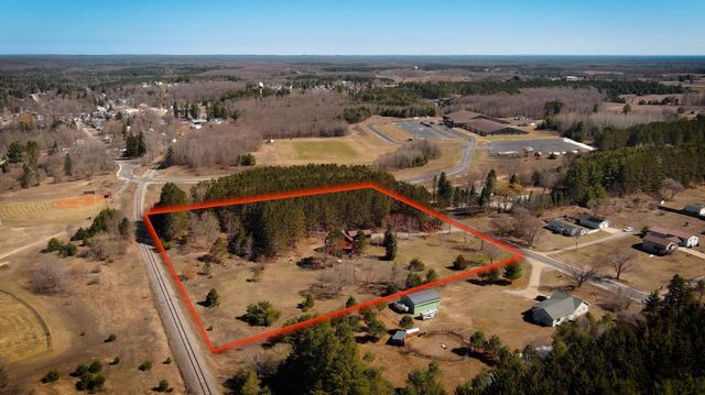 7556 Kingsley Road, Paradise Twp, MI 49649