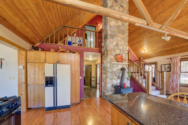 7556 Kingsley Road, Paradise Twp, MI 49649