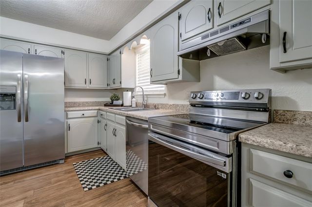 1313 Keystone Lane, Norman, OK 73071