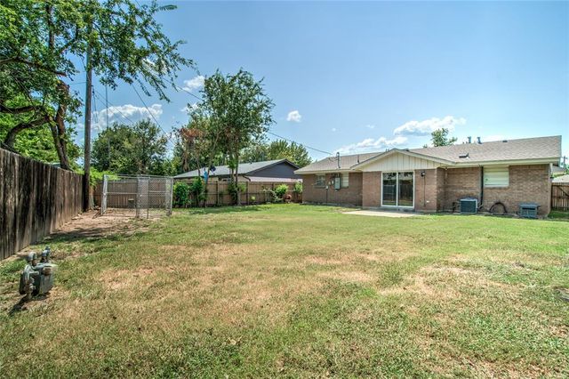 1313 Keystone Lane, Norman, OK 73071
