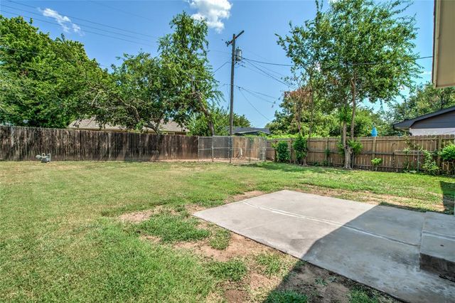 1313 Keystone Lane, Norman, OK 73071