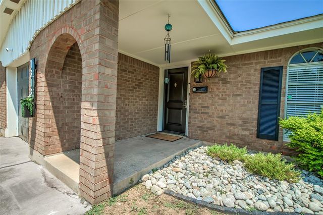 1313 Keystone Lane, Norman, OK 73071