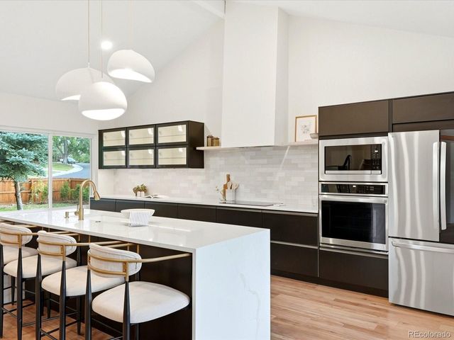 7551 S Madison Cir, Centennial, CO 80122