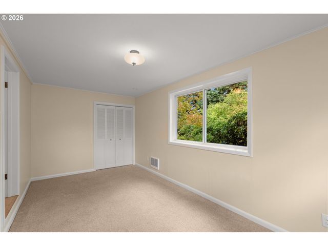 95 Se 87TH Ave, Portland, OR 97216