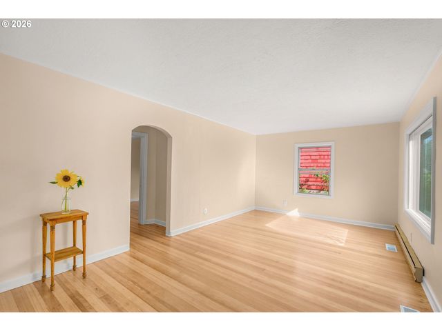 95 Se 87TH Ave, Portland, OR 97216