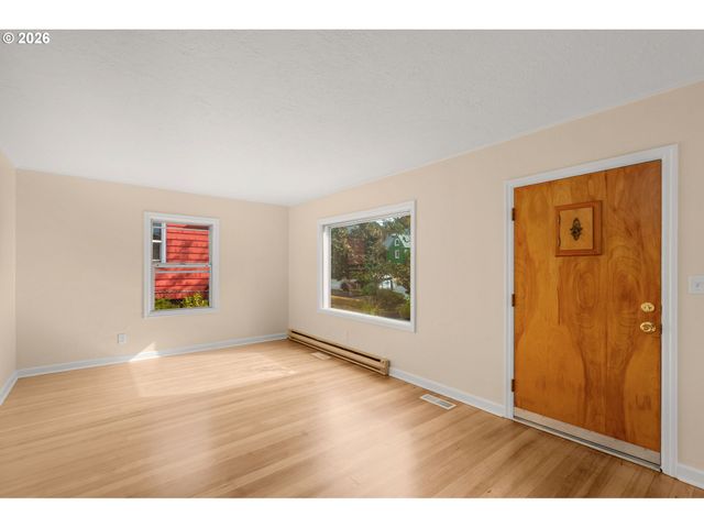 95 Se 87TH Ave, Portland, OR 97216