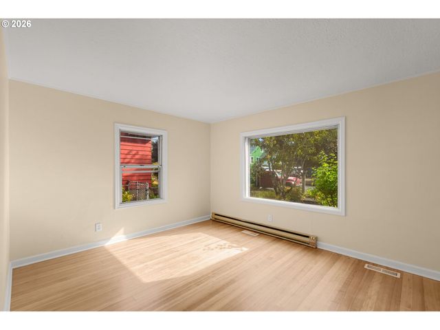 95 Se 87TH Ave, Portland, OR 97216
