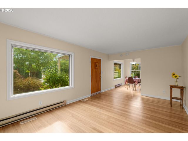 95 Se 87TH Ave, Portland, OR 97216