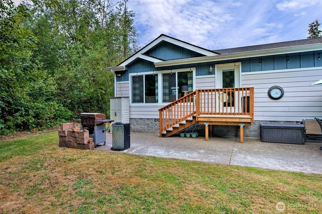 21 NE Shore Place, Tahuya, WA 98588