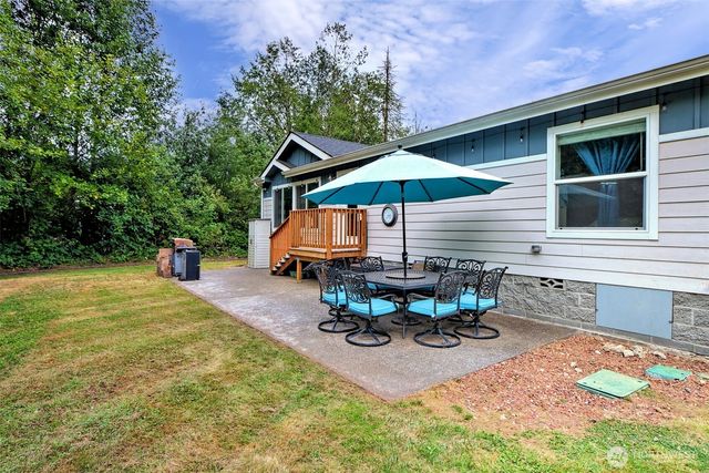 21 NE Shore Place, Tahuya, WA 98588