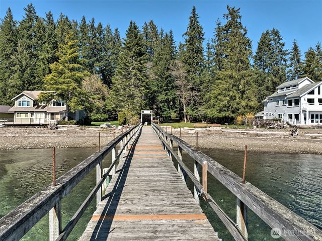 21 NE Shore Place, Tahuya, WA 98588