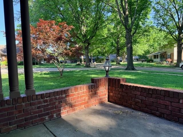 2806 Schwarz Road, Lawrence, KS 66049