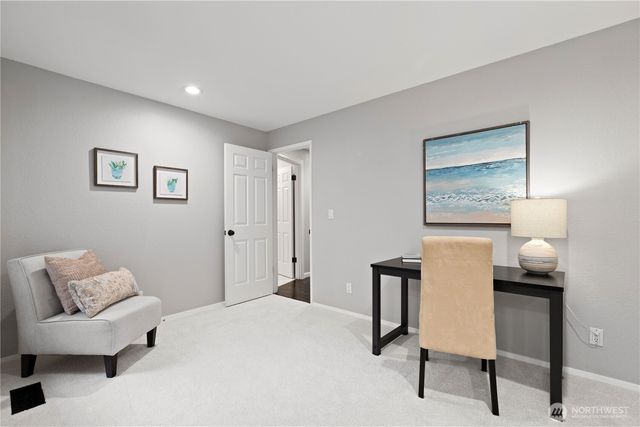 13830 173rd Avenue NE, Redmond, WA 98052