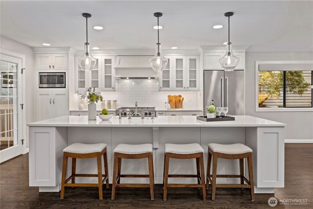 13830 173rd Avenue NE, Redmond, WA 98052