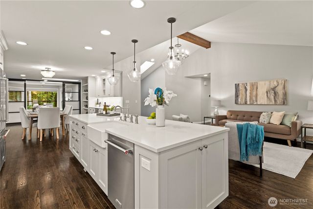 13830 173rd Avenue NE, Redmond, WA 98052