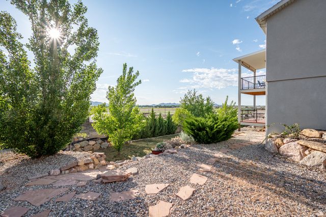 48 S CIMARRON CIR, Cedar City, UT 84720