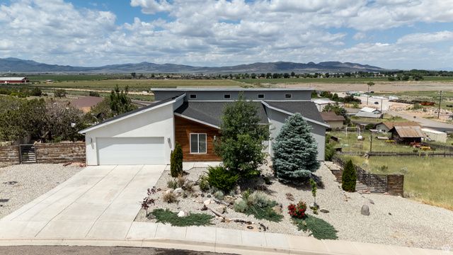48 S CIMARRON CIR, Cedar City, UT 84720