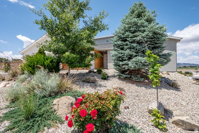 48 S CIMARRON CIR, Cedar City, UT 84720