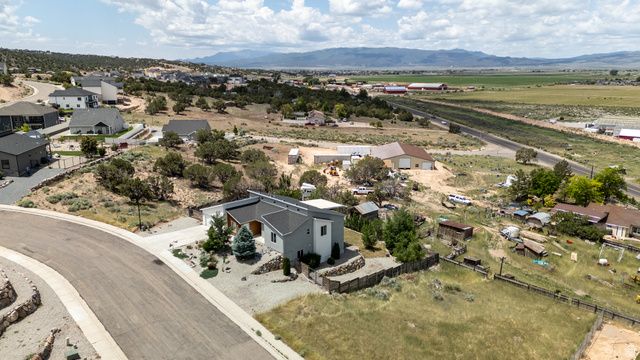 48 S CIMARRON CIR, Cedar City, UT 84720