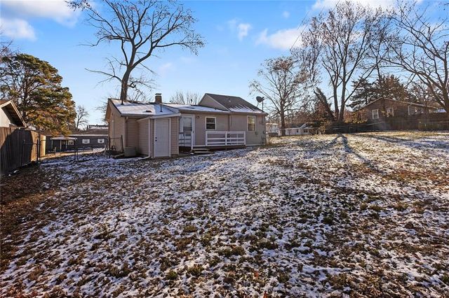 808 S Mills Street, Independence, MO 64050