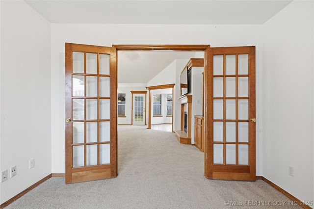 10720 E 119th Street N, Collinsville, OK 74021