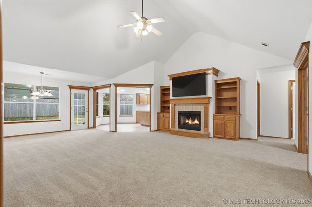 10720 E 119th Street N, Collinsville, OK 74021