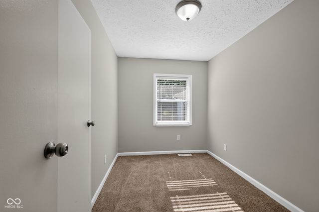 3301 Auburn Drive, Indianapolis, IN 46224
