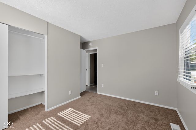 3301 Auburn Drive, Indianapolis, IN 46224