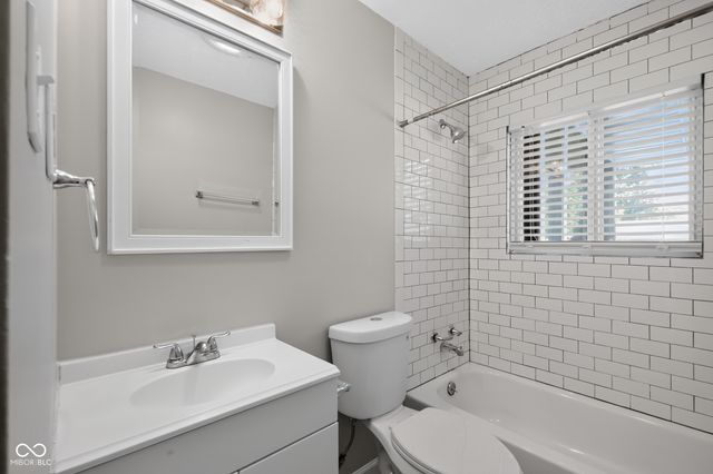 3301 Auburn Drive, Indianapolis, IN 46224