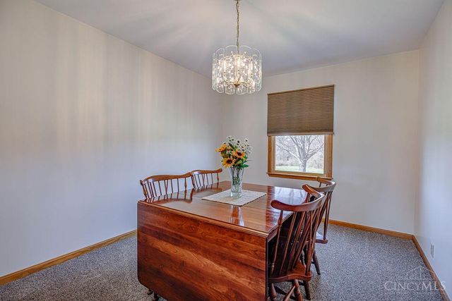 2405 Smith Road, Hamilton, OH 45013