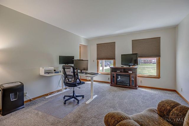 2405 Smith Road, Hamilton, OH 45013