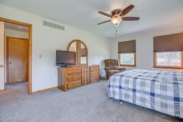 2405 Smith Road, Hamilton, OH 45013