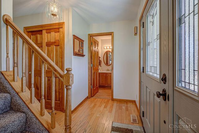 2405 Smith Road, Hamilton, OH 45013