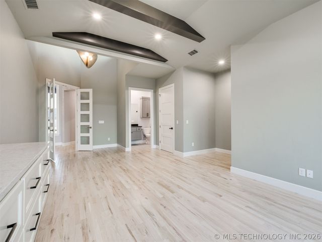 5908 E 126th Street S, Bixby, OK 74008