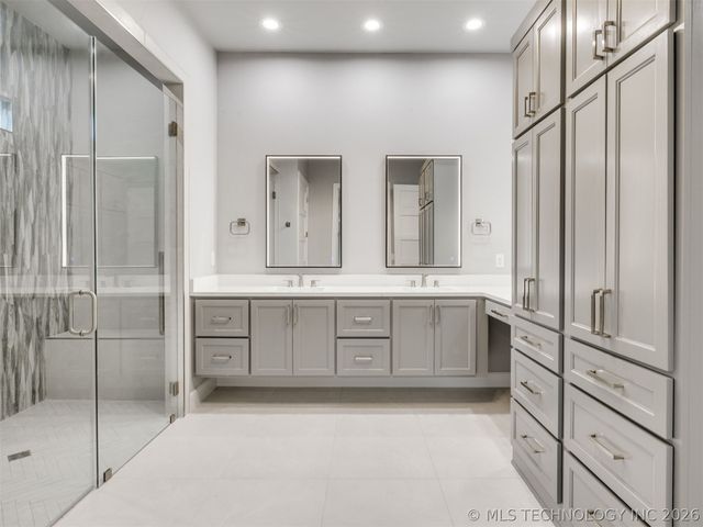 5908 E 126th Street S, Bixby, OK 74008