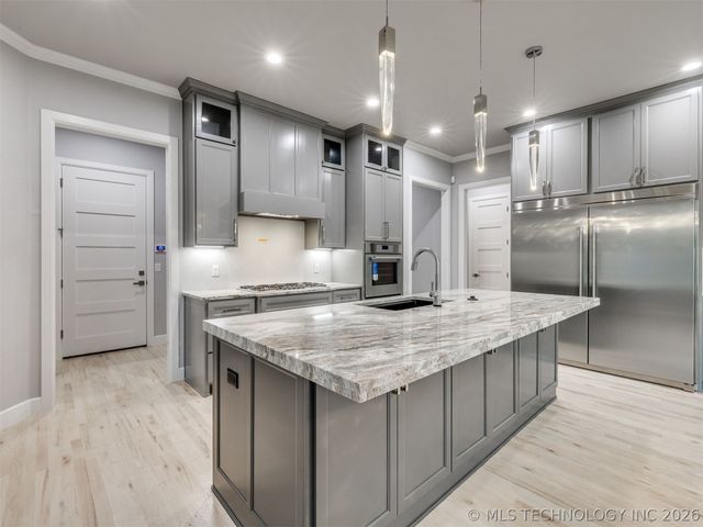 5908 E 126th Street S, Bixby, OK 74008