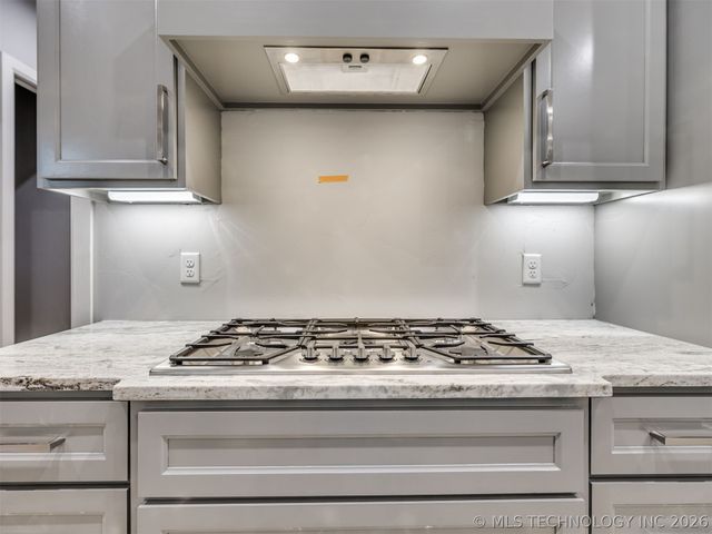 5908 E 126th Street S, Bixby, OK 74008