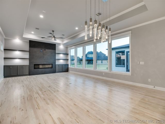 5908 E 126th Street S, Bixby, OK 74008