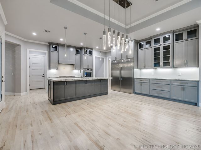5908 E 126th Street S, Bixby, OK 74008