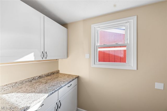 2027 Treadway Avenue, Cleveland, OH 44109