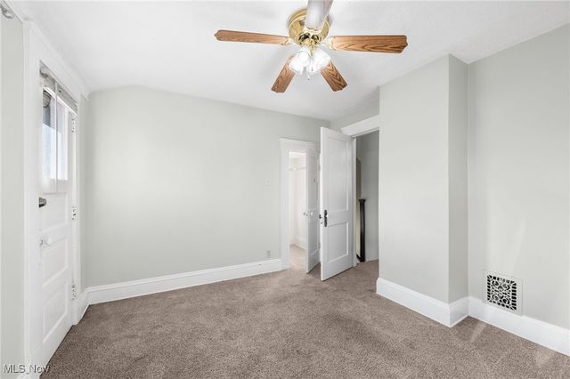 2027 Treadway Avenue, Cleveland, OH 44109