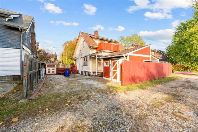 2027 Treadway Avenue, Cleveland, OH 44109