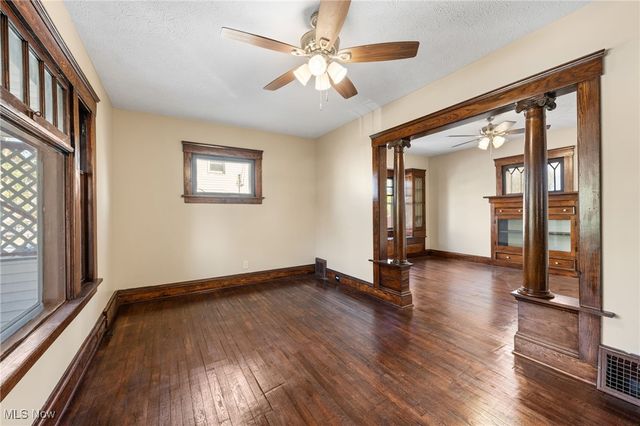 2027 Treadway Avenue, Cleveland, OH 44109