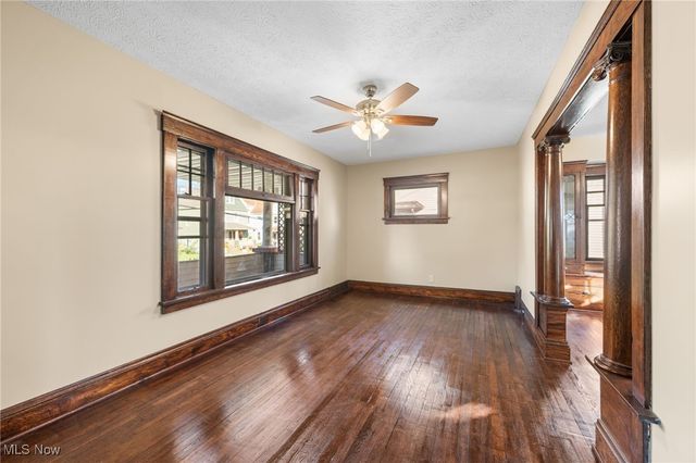 2027 Treadway Avenue, Cleveland, OH 44109