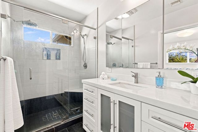 3600 Purdue Avenue, Los Angeles, CA 90066