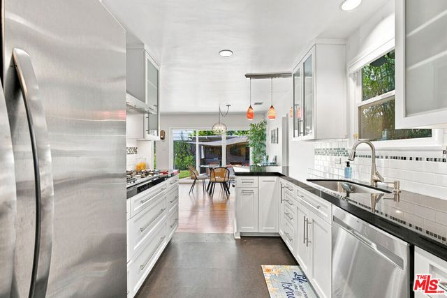 3600 Purdue Avenue, Los Angeles, CA 90066