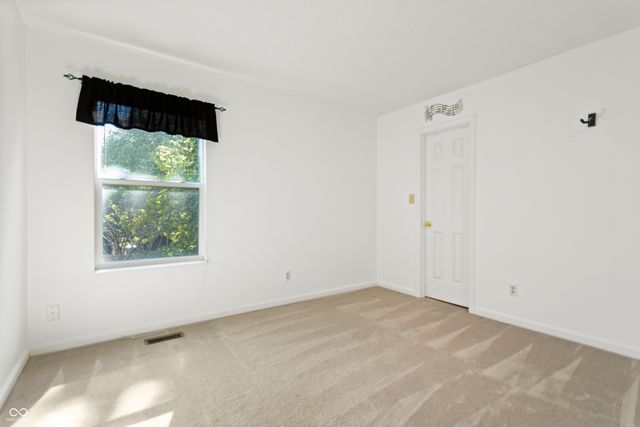 6941 Devinney Lane, Indianapolis, IN 46221