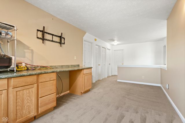 6941 Devinney Lane, Indianapolis, IN 46221